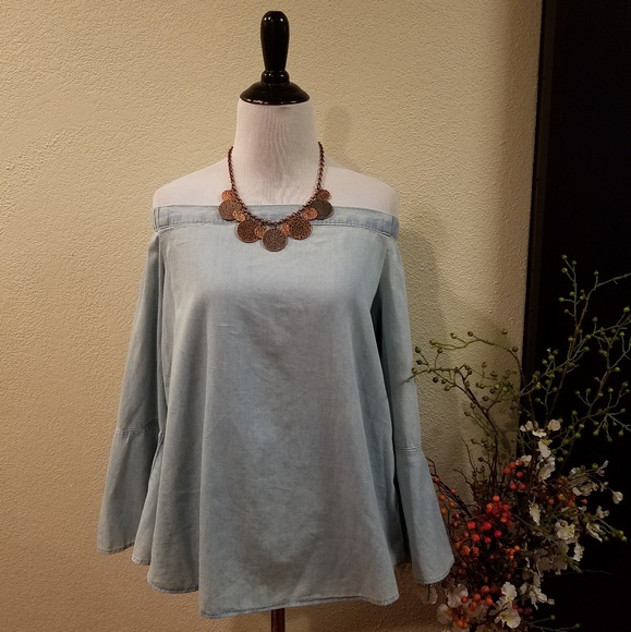 Calvin Klein Jeans Tops - 🛍Calvin Klein Jeans Off the Shoulder Blouse Med